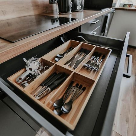 Pinska Guesthouse Cozy Apartment 빌얀디 외부 사진