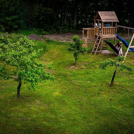 Pinska Guesthouse Cozy Apartment 빌얀디 외부 사진